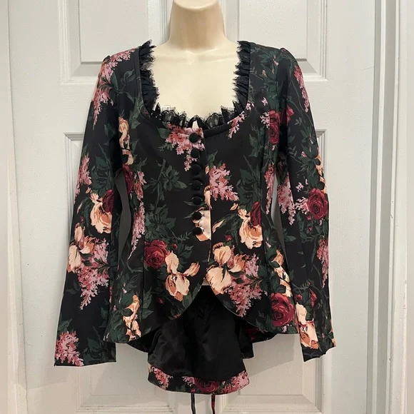 Pinup Couture Mariette Peplum Jacket In Dark Bella Roses Gabardine - Med - NWT - Picture 4 of 14